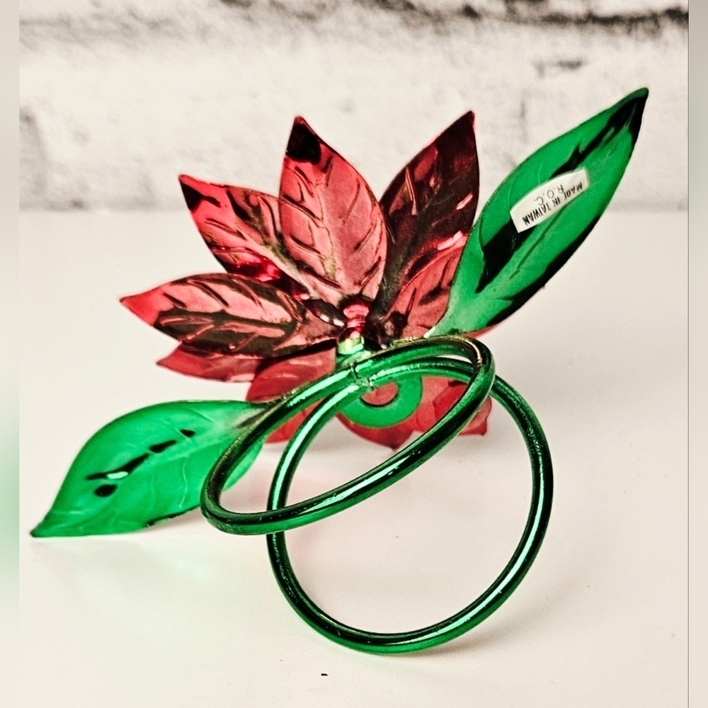 Vintage Tin Poinsettia Napkin Rings Set of 12 Red Green Christmas Table Decor - Picture 10 of 10